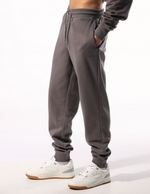 Men Russell Athletic Brooklyn Cuffed Track pants Grey Brown | QVXODM976