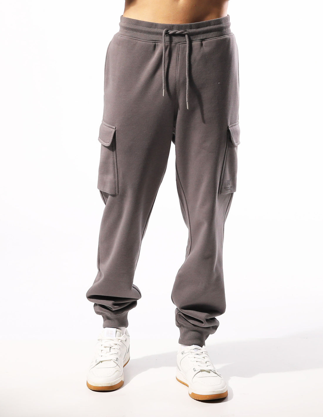 Men Russell Athletic Brooklyn Cargo Track pants Grey Brown | PCKLWX981