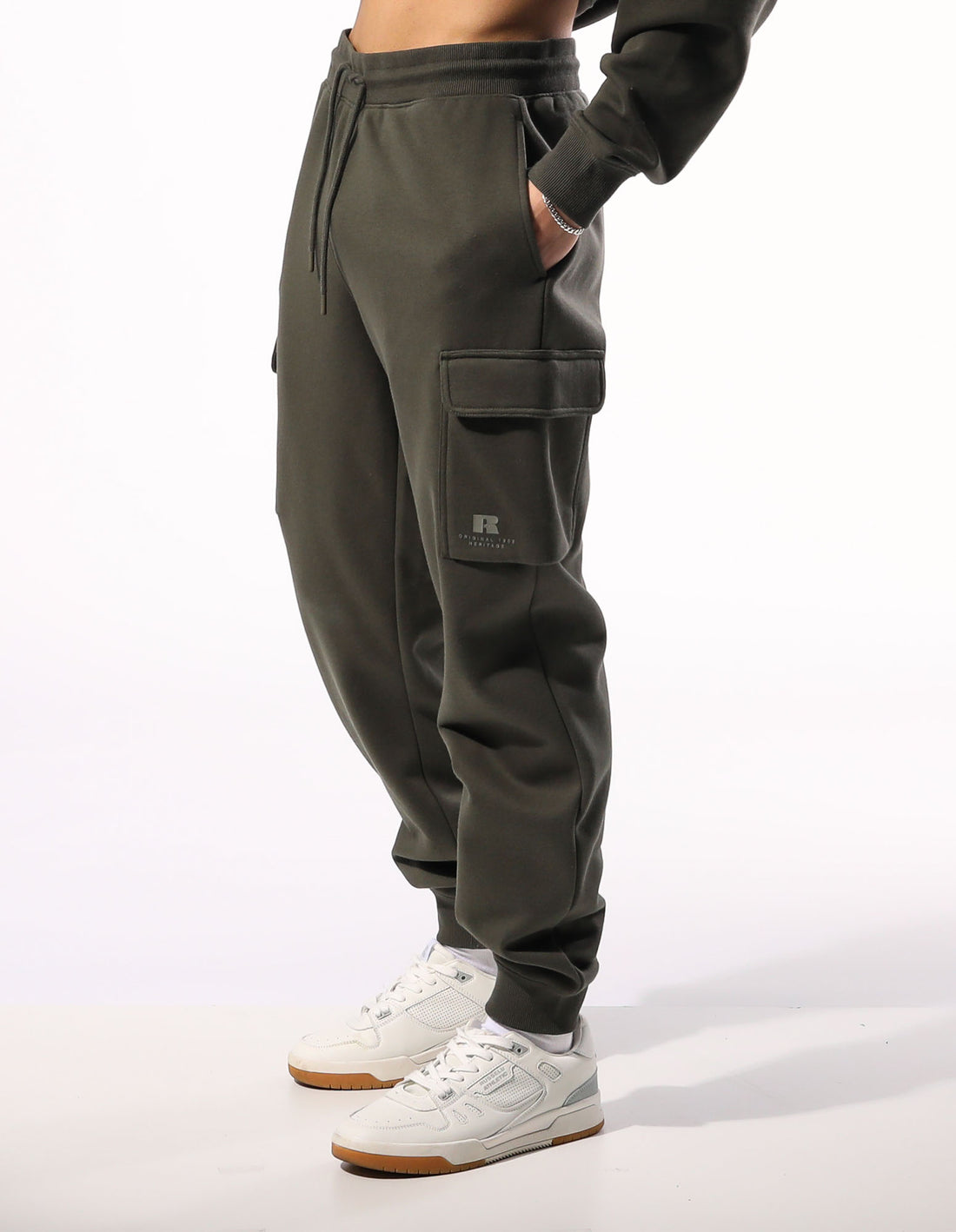 Men Russell Athletic Brooklyn Cargo Track pants Olive | QEGIDM084