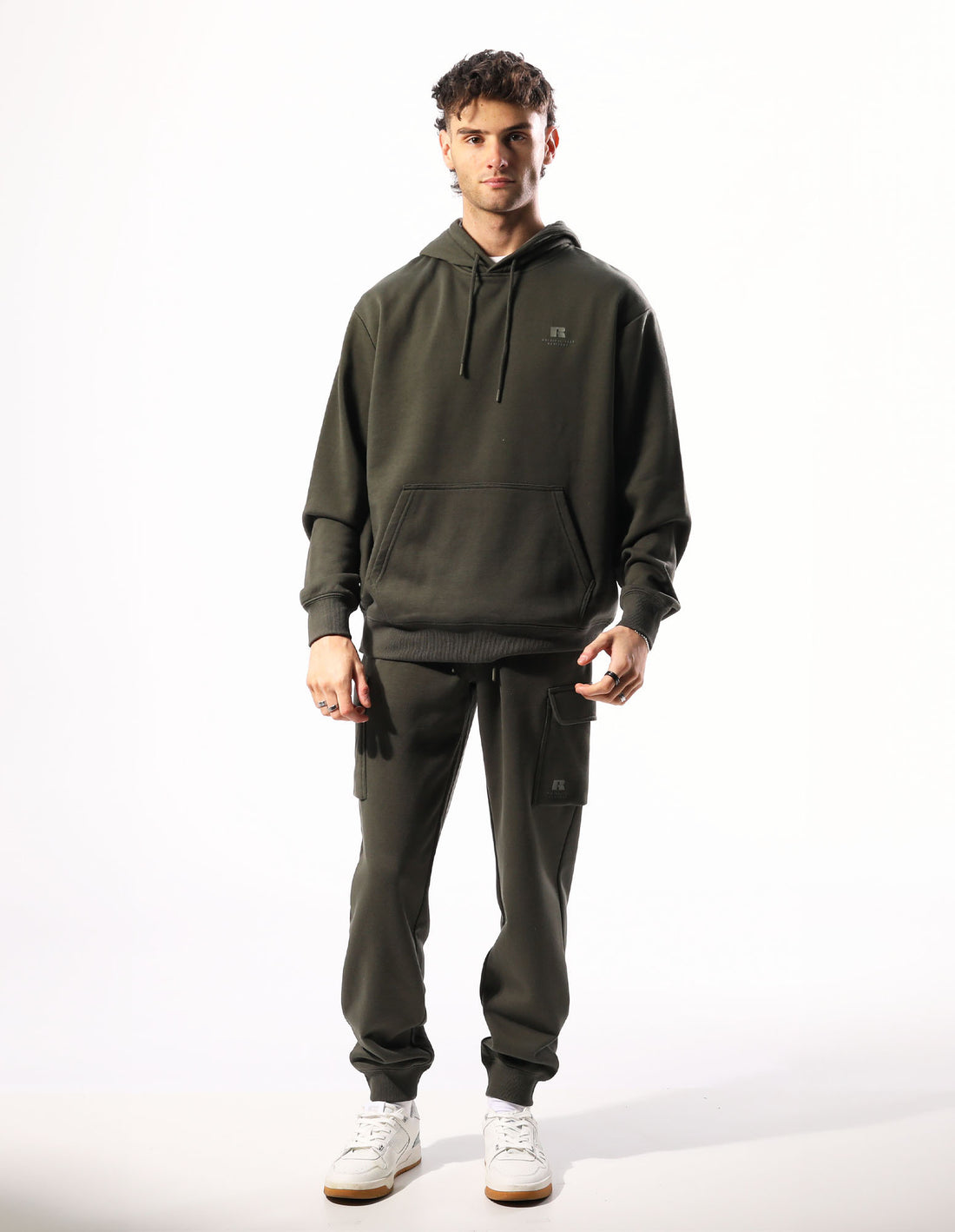 Men Russell Athletic Brooklyn Cargo Track pants Olive | QEGIDM084