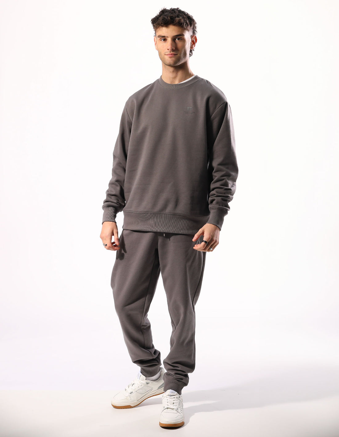 Men Russell Athletic Brooklyn Cuffed Track pants Grey Brown | QVXODM976