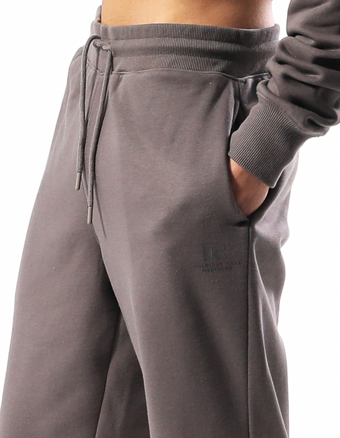 Men Russell Athletic Brooklyn Cuffed Track pants Grey Brown | QVXODM976